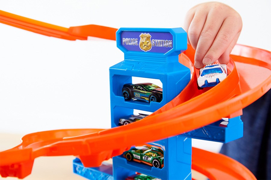 Hot Wheels Mega Garaj Dev Kule 