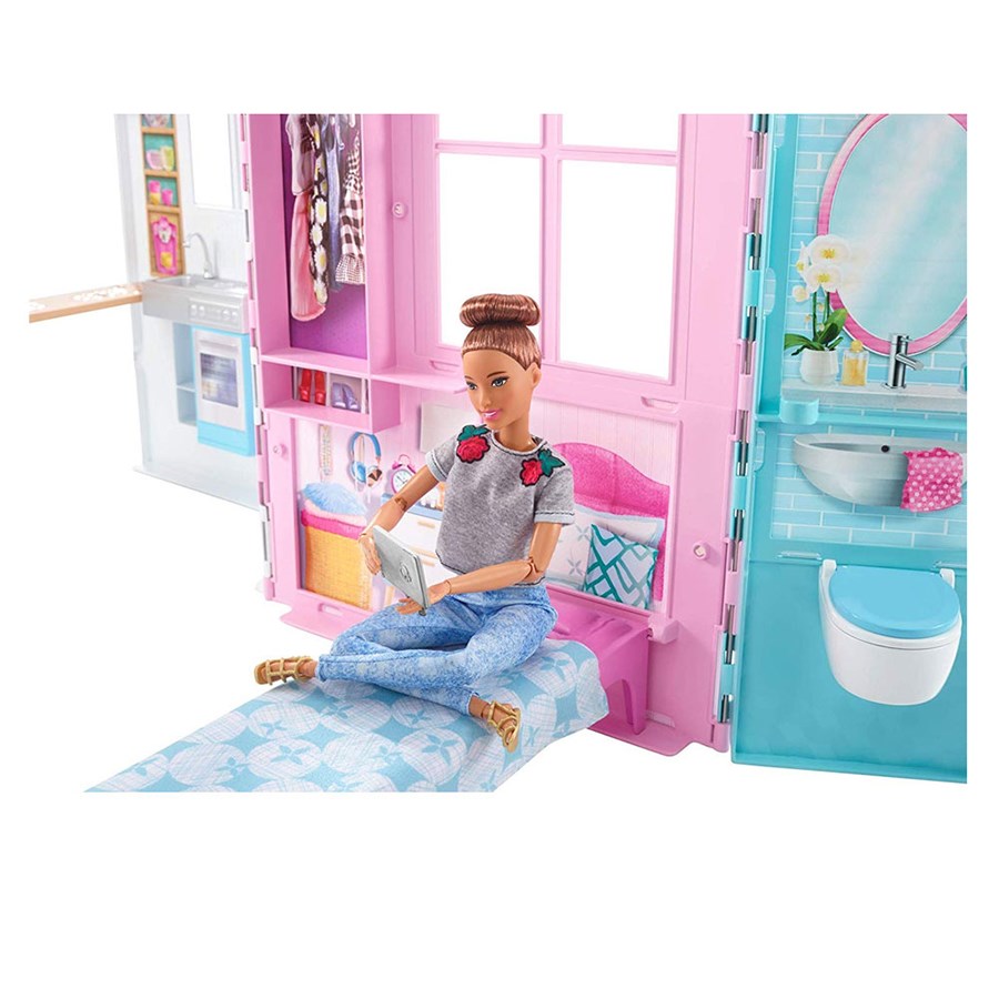 Barbie'nin Taşınabilir Portatif Evi 