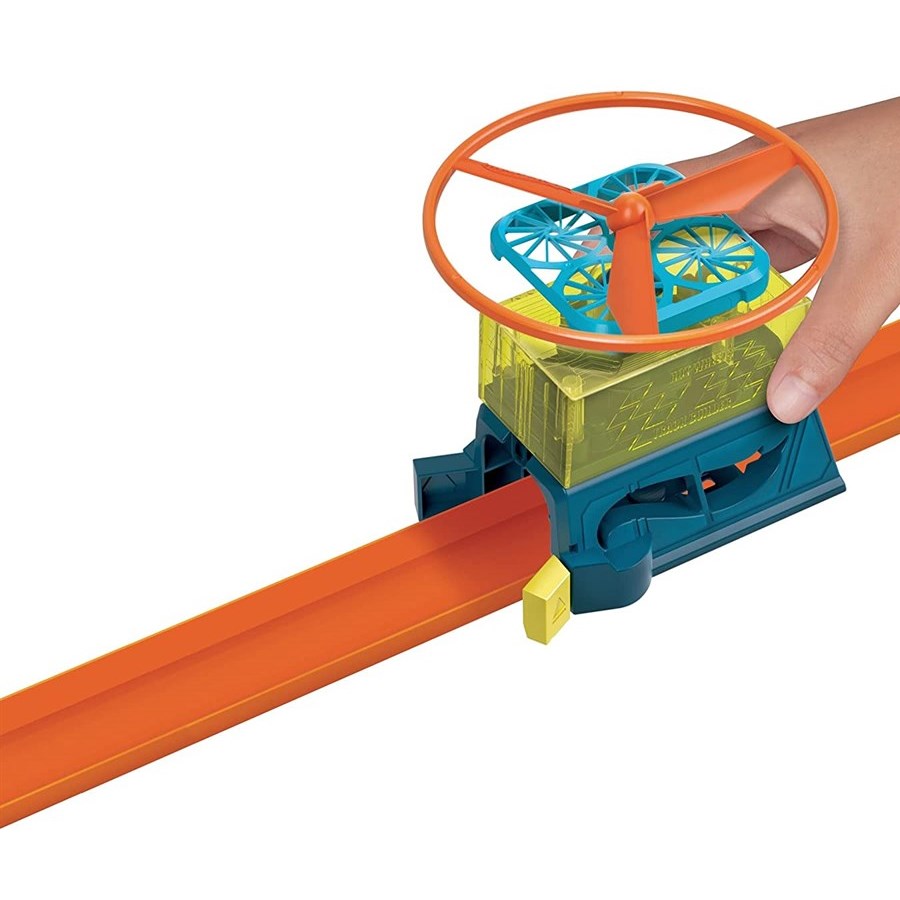 Hot Wheels Track Builder Tasarla Drone Uçuş Paketi