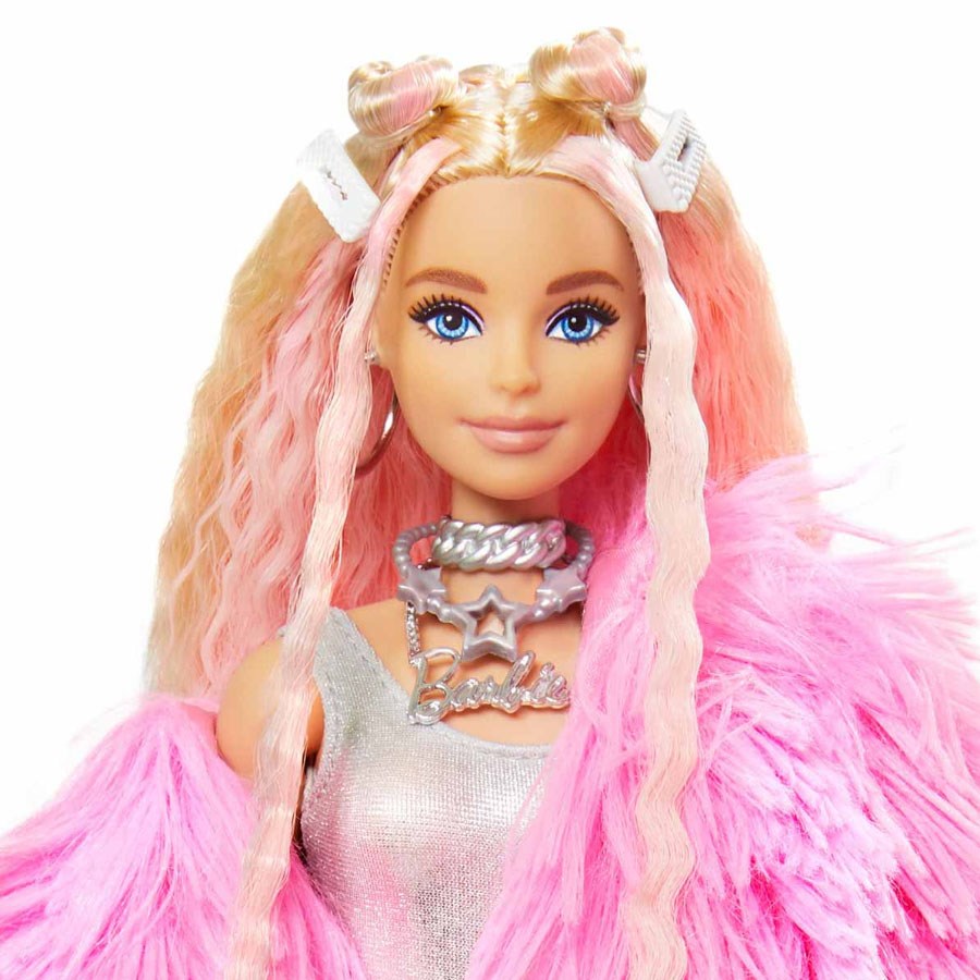 Barbie Extra Pembe Ceketli 