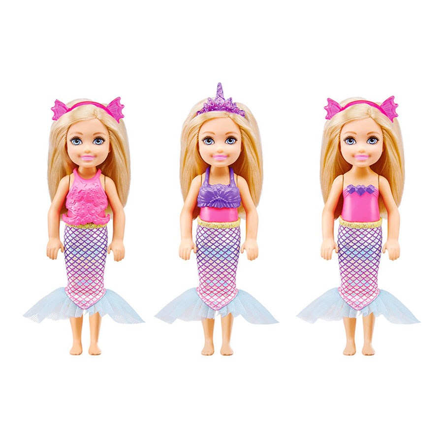 Barbie Dreamtopia Chelsea ve Kostümleri Oyun Seti 