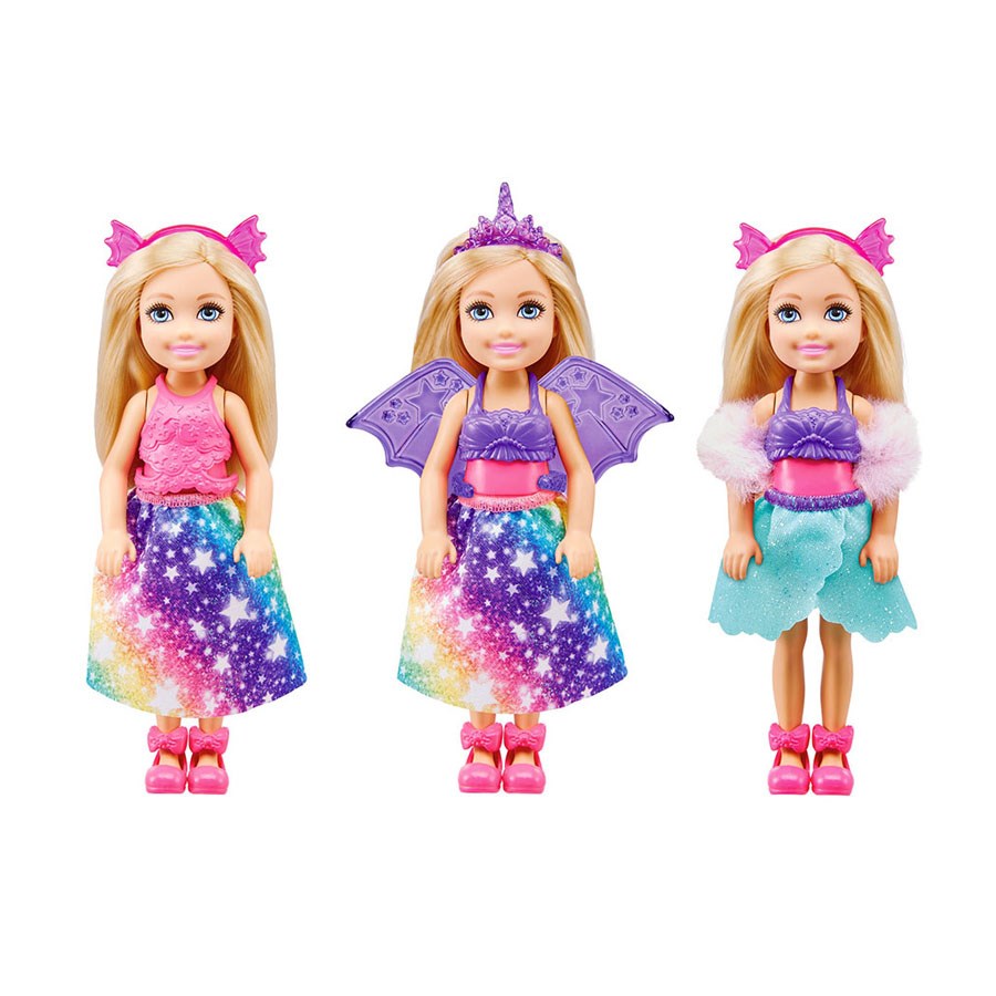 Barbie Dreamtopia Chelsea ve Kostümleri Oyun Seti 