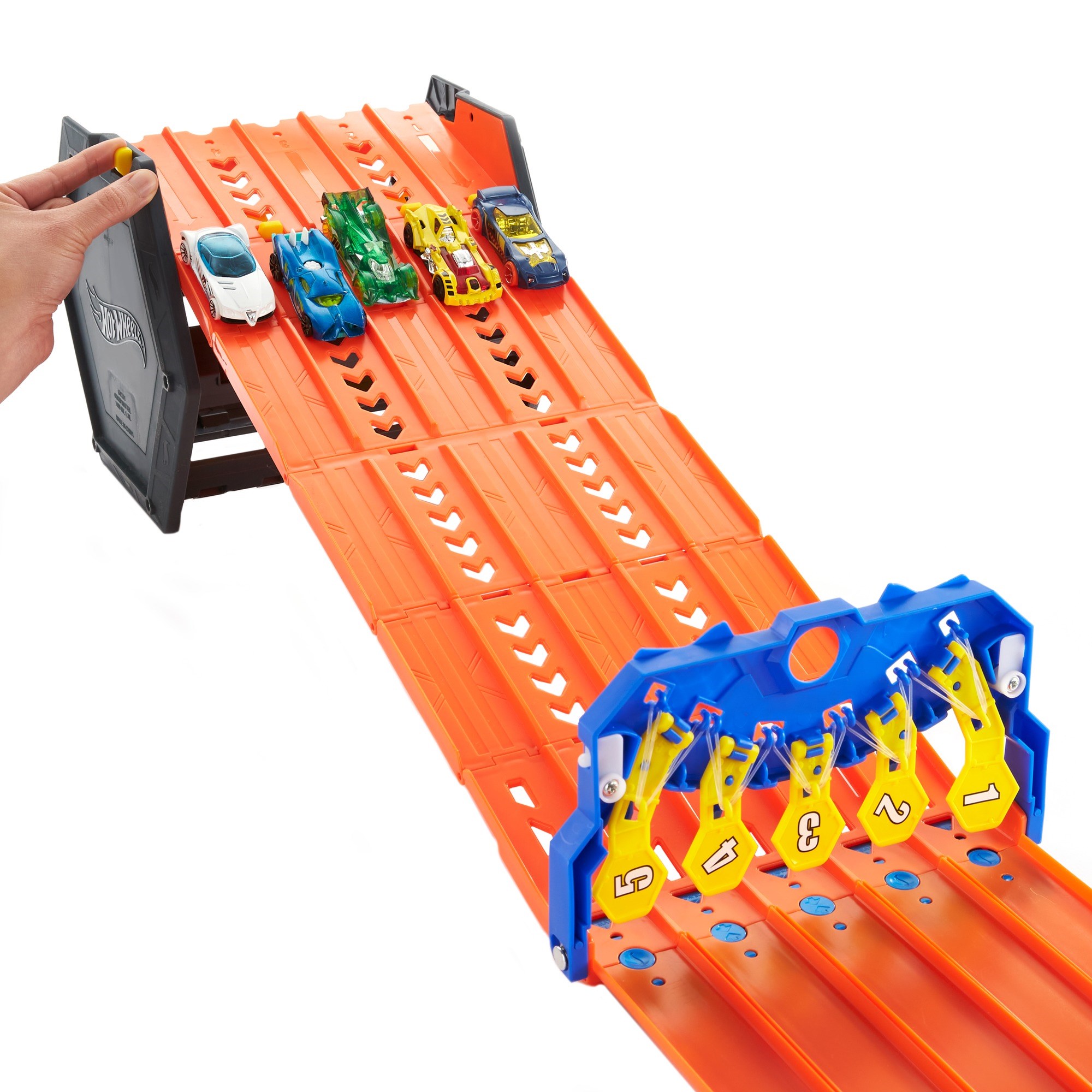 Hot Wheels Kıvrılan Yarış Pisti 