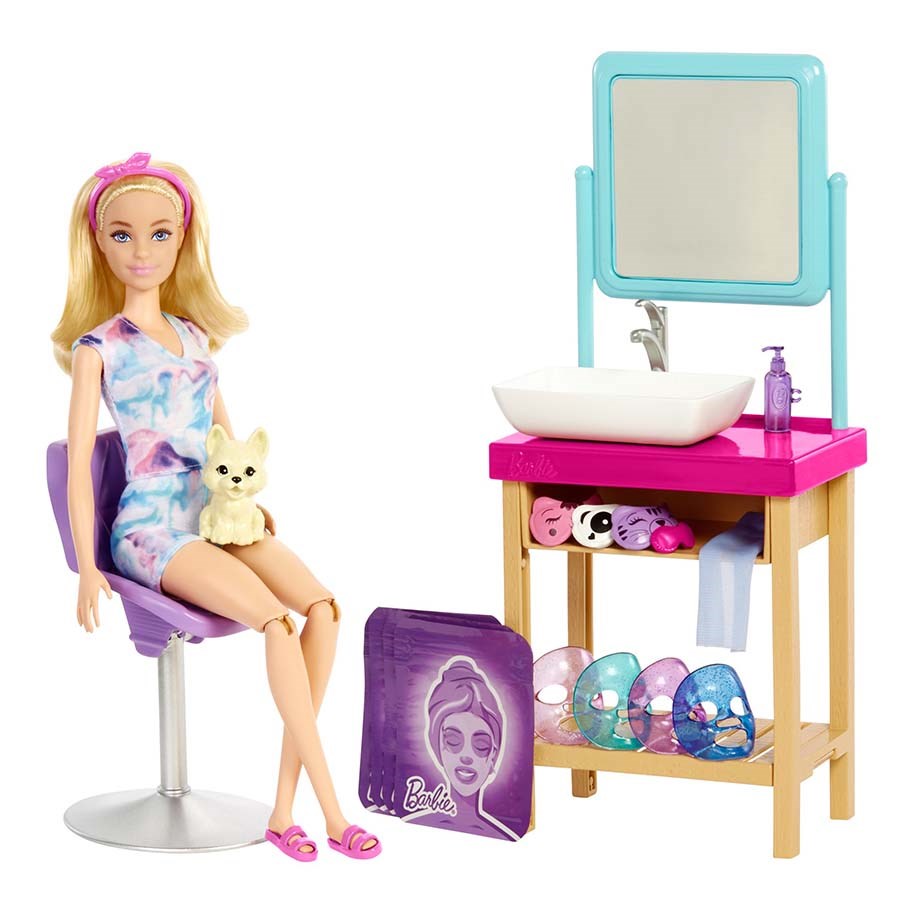 Barbie Işıltı Dolu Spa Günü Oyun Seti 