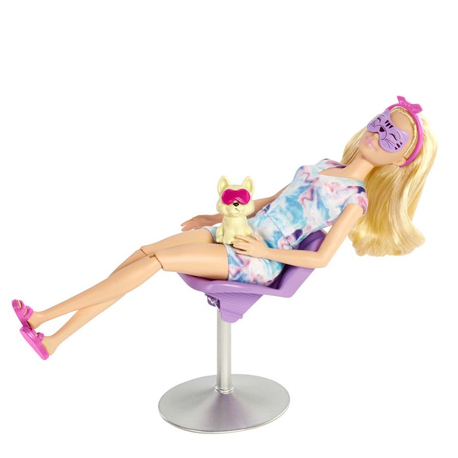 Barbie Işıltı Dolu Spa Günü Oyun Seti 