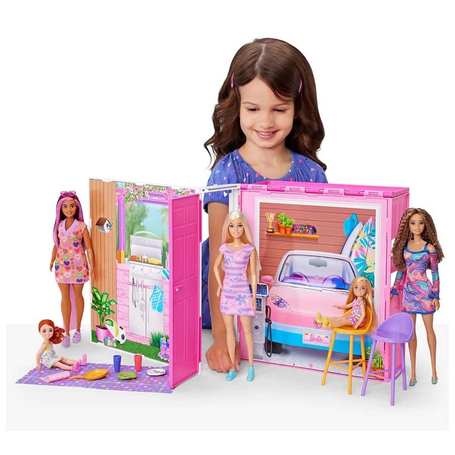Barbie Portatif Tatil Evi Bebek ve Oyun Seti 