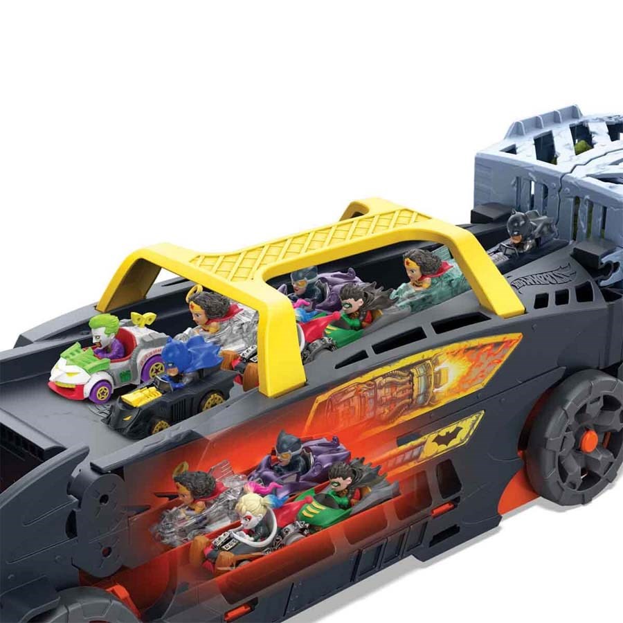 Hot Wheels Racerverse Ultimate Batman Pist Seti 