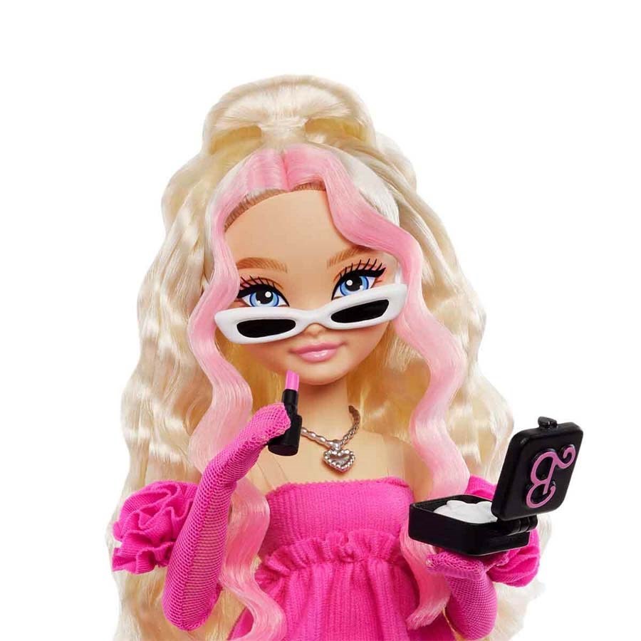 Barbie Dream Besties Malibu Bebek ve Aksesuarları 