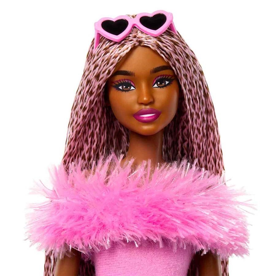 Barbie Deluxe Style Kahverengi Saçlı Bebek/HYV28 Hyv28
