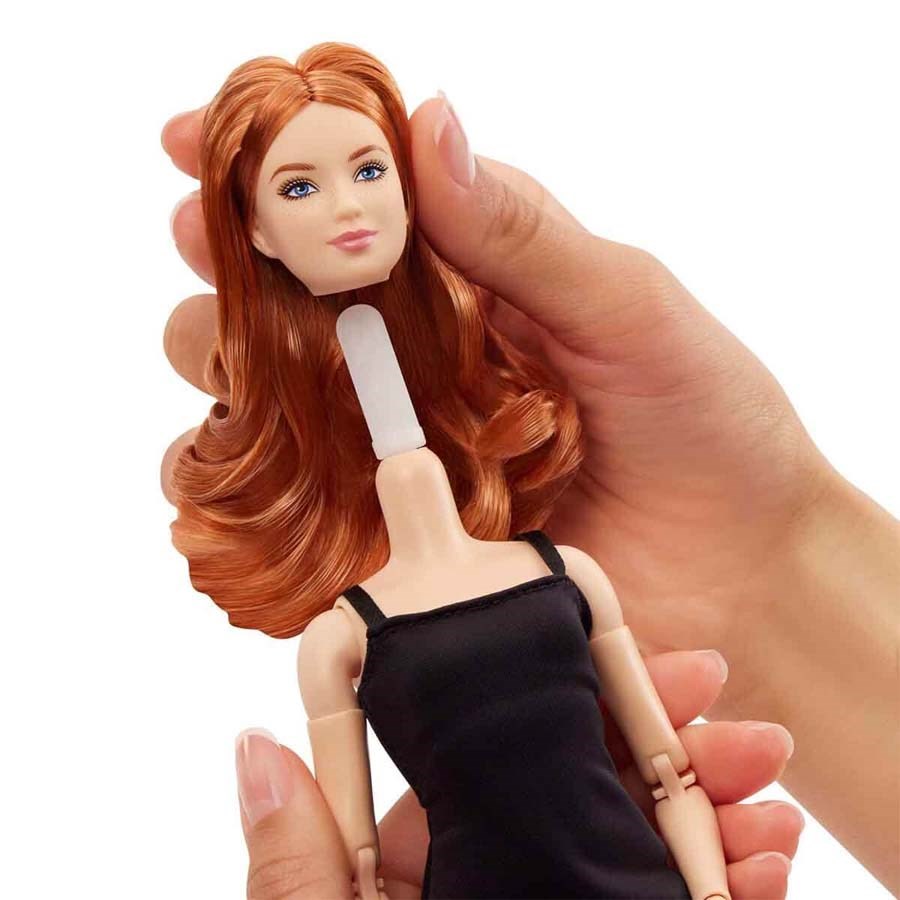 Barbie Basics İkonik Koleksiyon Bebeği 04 