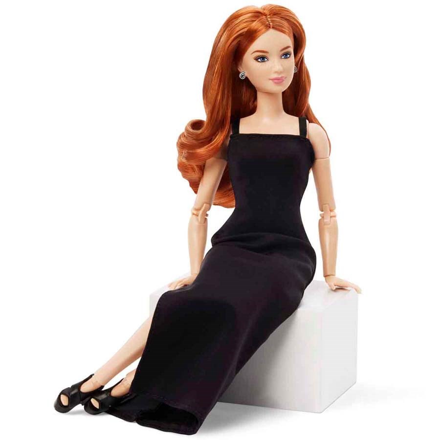 Barbie Basics İkonik Koleksiyon Bebeği 04 