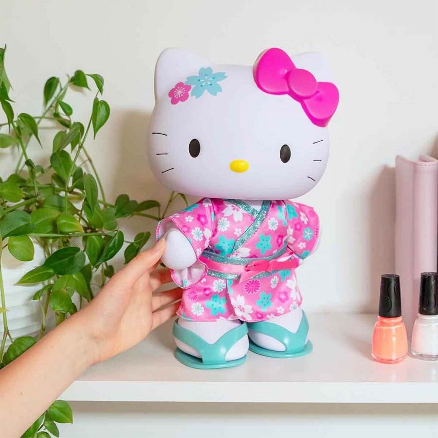 Hello Kitty Kimono Kostümlü Kokulu Figür 30 Cm. 