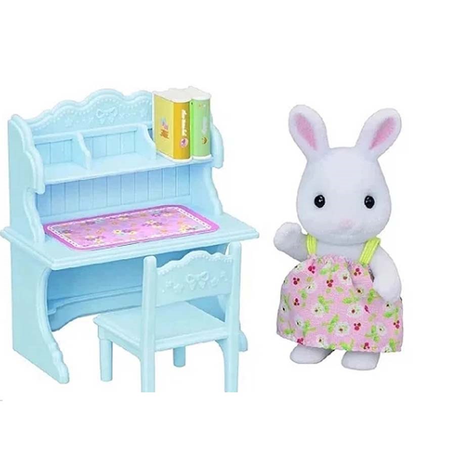 Sylvanian Families Kar Tavşan Kız-Çalışma Masası 
