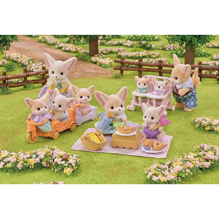 Sylvanian Families Tilki Kız ve Bebekli Piknik 