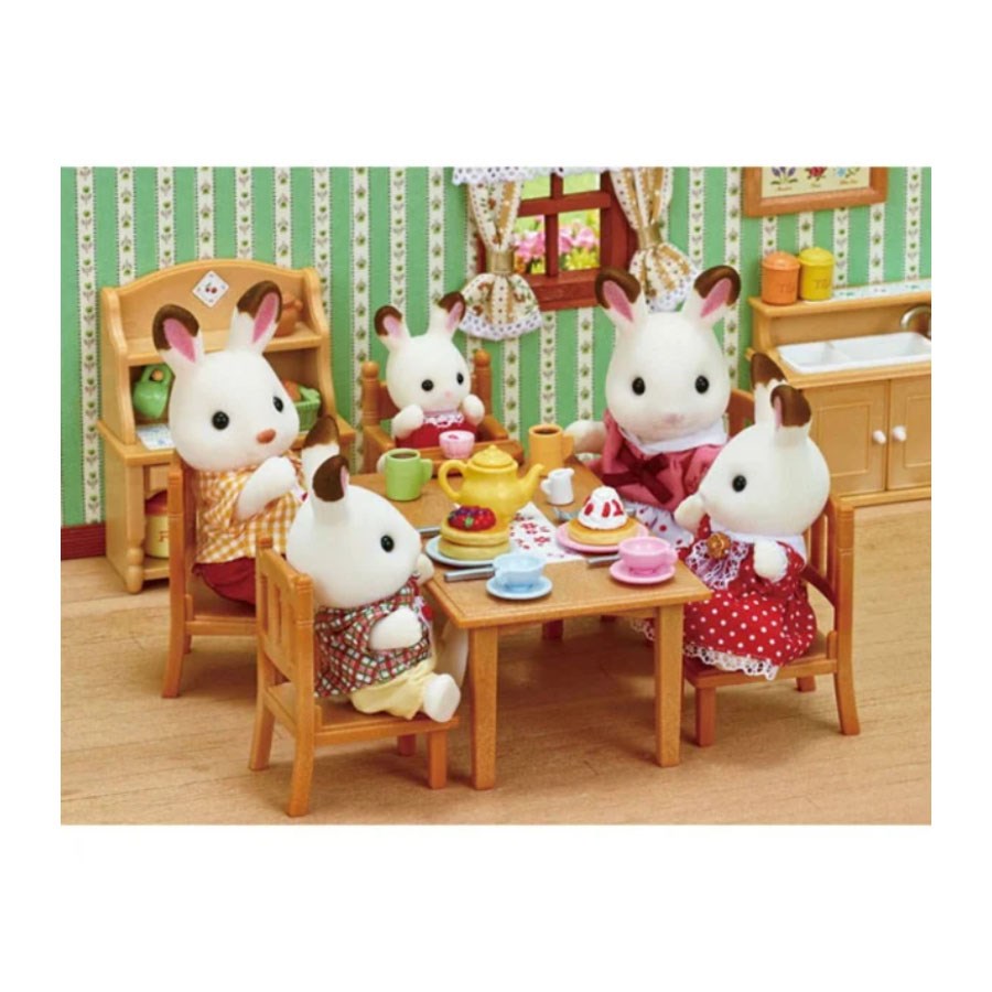 Sylvanian Families 4'lü Tavşan Ailesi 