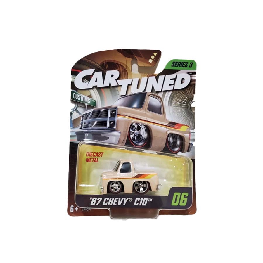 CarTuned S3 1987 Chevy C10 Krem 