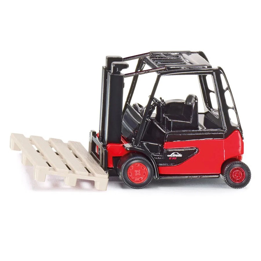 Forklift 
