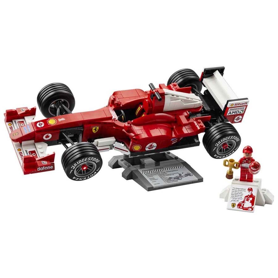 LEGO Icons Ferrari F2004 ve Michael Schumacher 