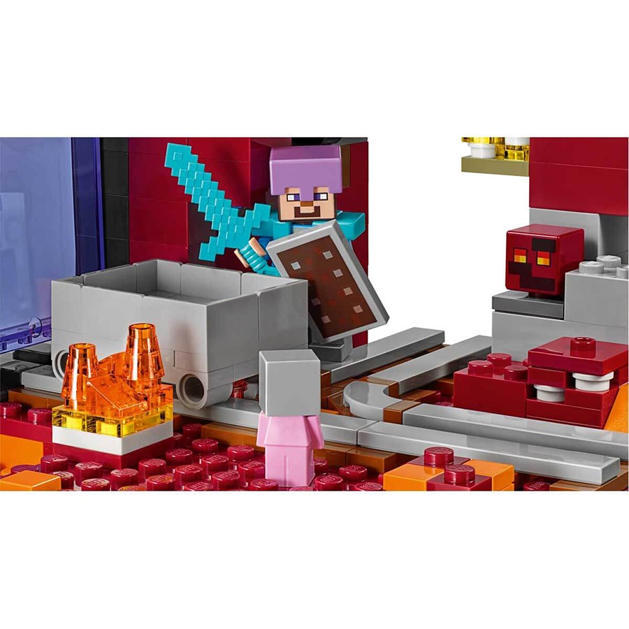 LEGO Minecraft Yeraltı Portalı 