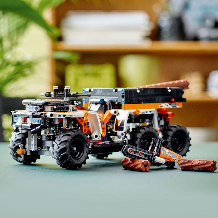 Lego Technic Arazi Aracı 42139 