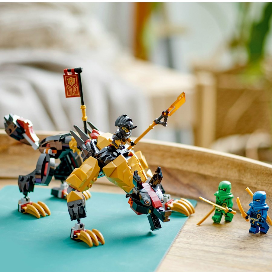 Lego Ninjago İmparatorluk Ejderha Avcısı Tazısı 