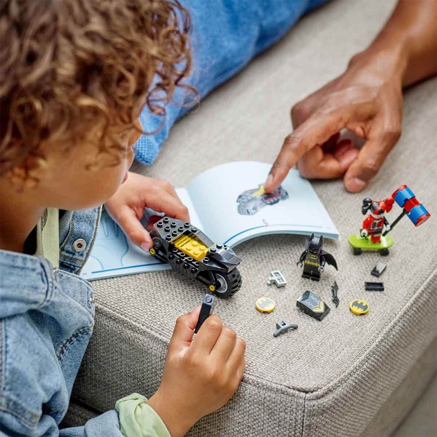 Lego Batman vs Harley Quinn 76220 